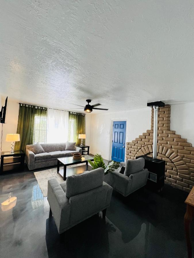 Los Casita Azul- Cozy Blue House Villa Los Lunas Екстериор снимка