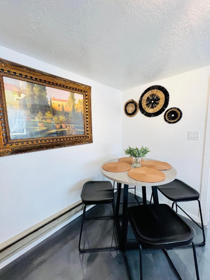Los Casita Azul- Cozy Blue House Villa Los Lunas Екстериор снимка