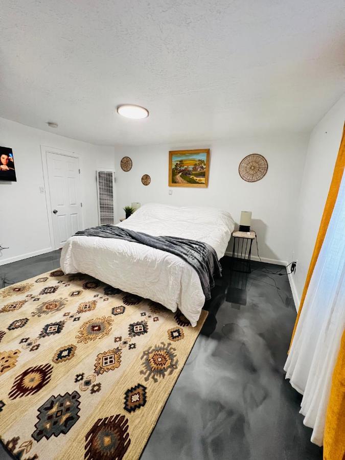 Los Casita Azul- Cozy Blue House Villa Los Lunas Екстериор снимка