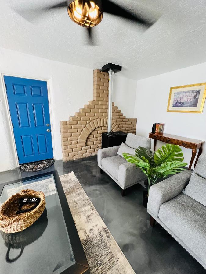 Los Casita Azul- Cozy Blue House Villa Los Lunas Екстериор снимка